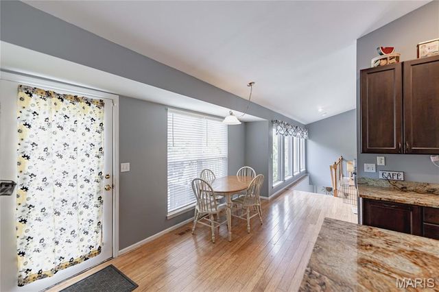 4870 Country Club Drive, High Ridge, MO 63049