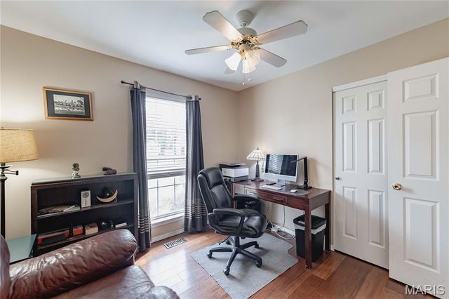 4870 Country Club Drive, High Ridge, MO 63049