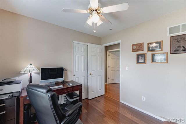 4870 Country Club Drive, High Ridge, MO 63049