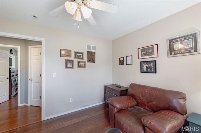 4870 Country Club Drive, High Ridge, MO 63049