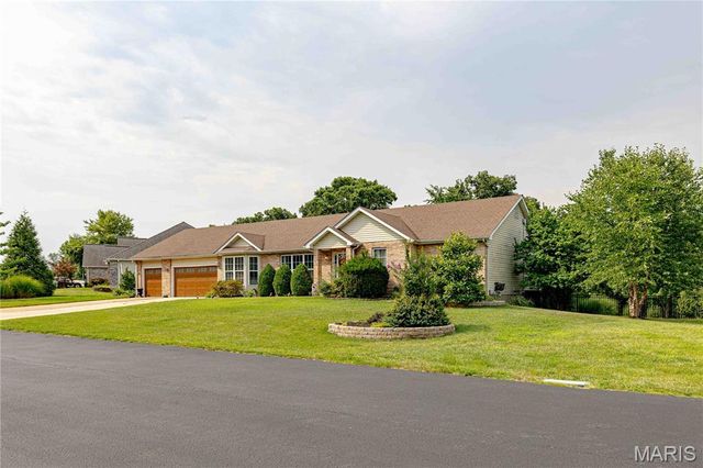 4870 Country Club Drive, High Ridge, MO 63049