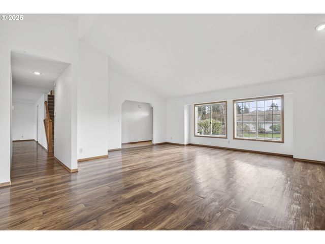 418 Nw 112TH St, Vancouver, WA 98685