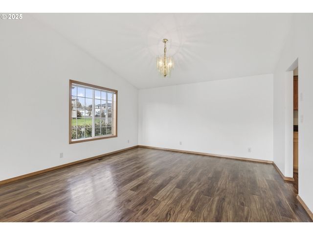 418 Nw 112TH St, Vancouver, WA 98685