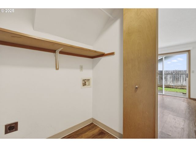 418 Nw 112TH St, Vancouver, WA 98685