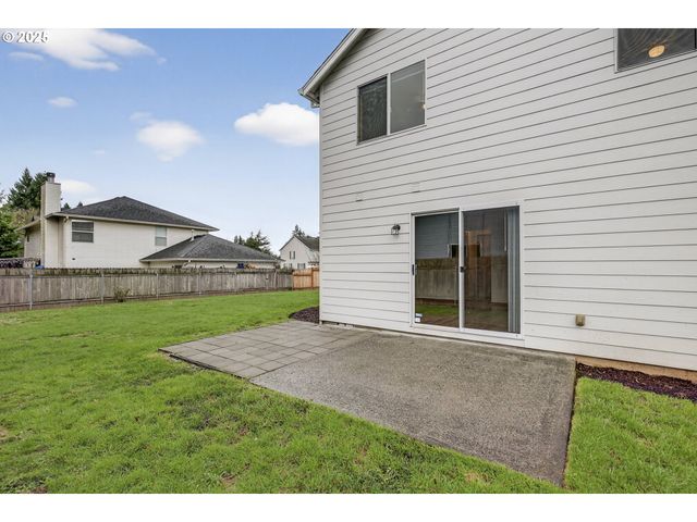 418 Nw 112TH St, Vancouver, WA 98685