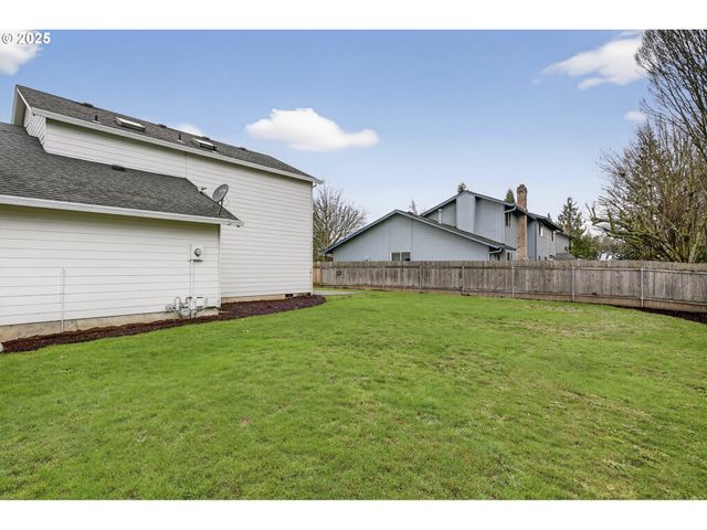 418 Nw 112TH St, Vancouver, WA 98685