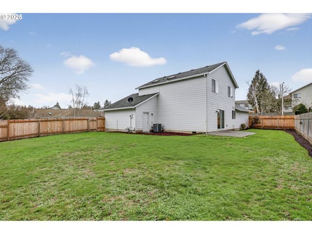 418 Nw 112TH St, Vancouver, WA 98685