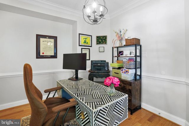 6732 CHURCHILL RD, Mclean, VA 22101