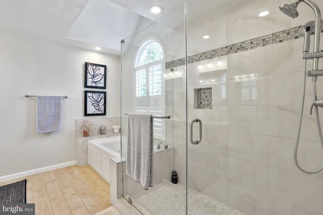 6732 CHURCHILL RD, Mclean, VA 22101