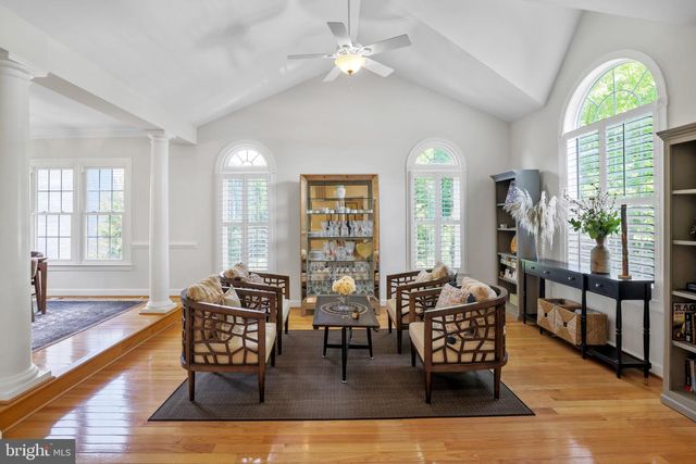 6732 CHURCHILL RD, Mclean, VA 22101