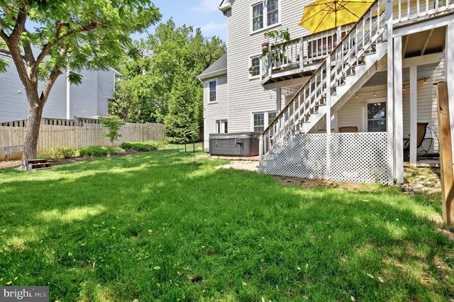 6732 CHURCHILL RD, Mclean, VA 22101