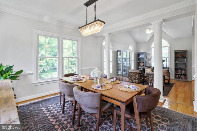 6732 CHURCHILL RD, Mclean, VA 22101