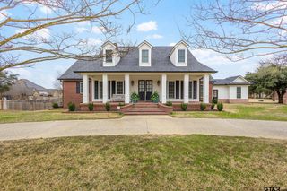 1581 Holcomb Cir, Tyler, TX 75703