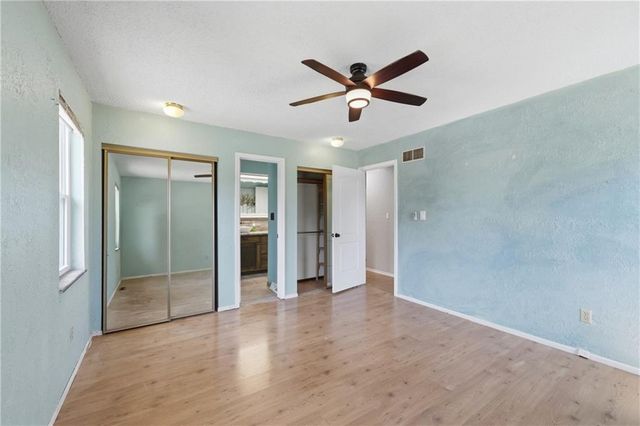 19808 E 17th Street Court N, Independence, MO 64056