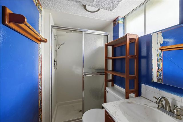 19808 E 17th Street Court N, Independence, MO 64056