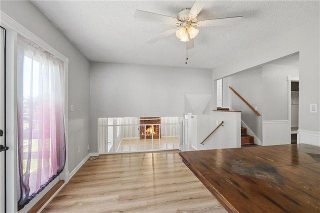 19808 E 17th Street Court N, Independence, MO 64056