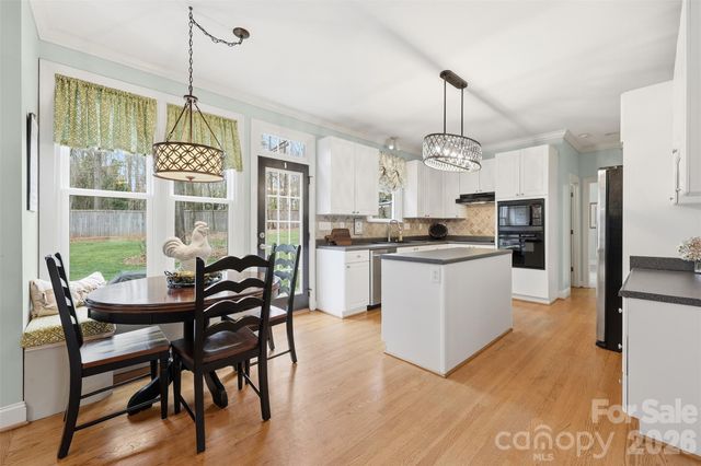 2117 Keegan Court, Matthews, NC 28104