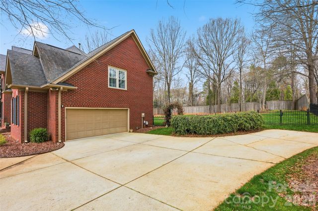 2117 Keegan Court, Matthews, NC 28104