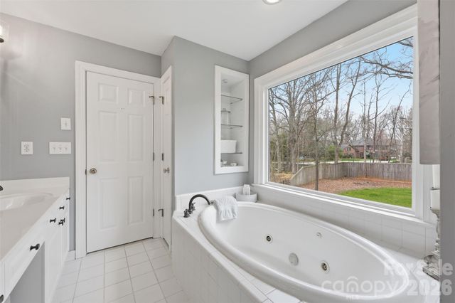 2117 Keegan Court, Matthews, NC 28104