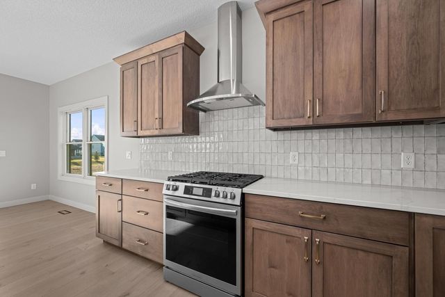 324 Linda Lane, Riverdale, IA 52722