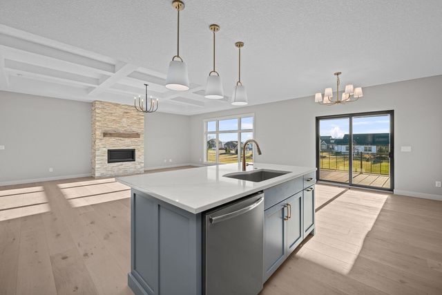 324 Linda Lane, Riverdale, IA 52722