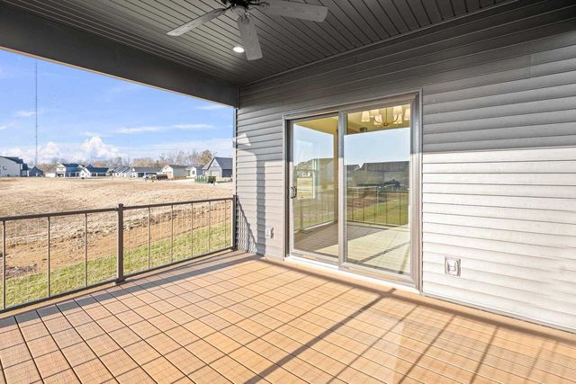 324 Linda Lane, Riverdale, IA 52722