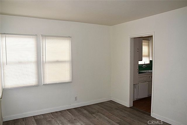 1945 W Vernon, Los Angeles, CA 90062