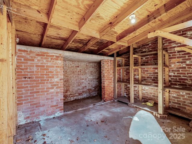 2111 Sagamore Road, Charlotte, NC 28209