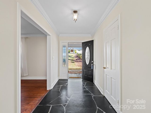 2111 Sagamore Road, Charlotte, NC 28209