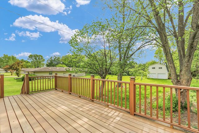 1801 Cindy Lynn Street, Urbana, IL 61802