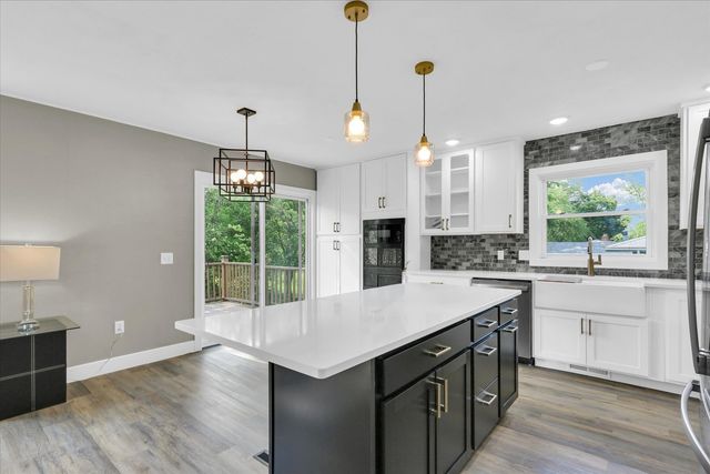 1801 Cindy Lynn Street, Urbana, IL 61802