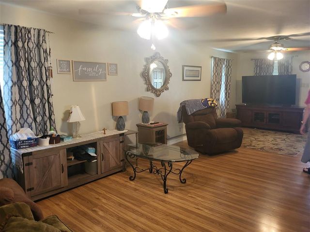 3810 Vanderbilt, Lake Charles, LA 70607