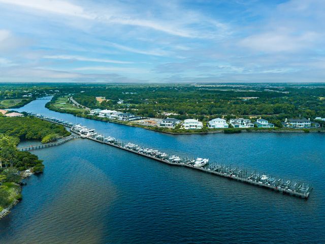 271 SW Harbor View Drive, Palm City, FL 34990