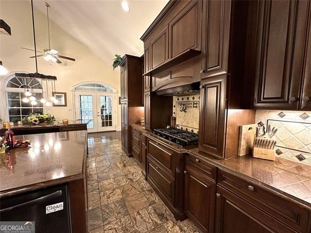 25 Fireside Court NW, Cartersville, GA 30120