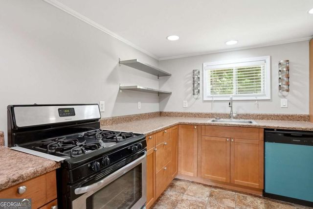 4130 Mcclure Drive, Oakwood, GA 30566