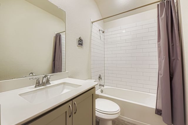 11301 Summer Rain Boulevard, Aubrey, TX 76227