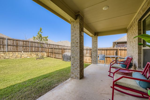 11301 Summer Rain Boulevard, Aubrey, TX 76227