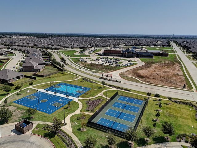 11301 Summer Rain Boulevard, Aubrey, TX 76227