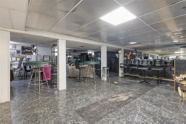 2425 W Grand Boulevard, Detroit, MI 48208