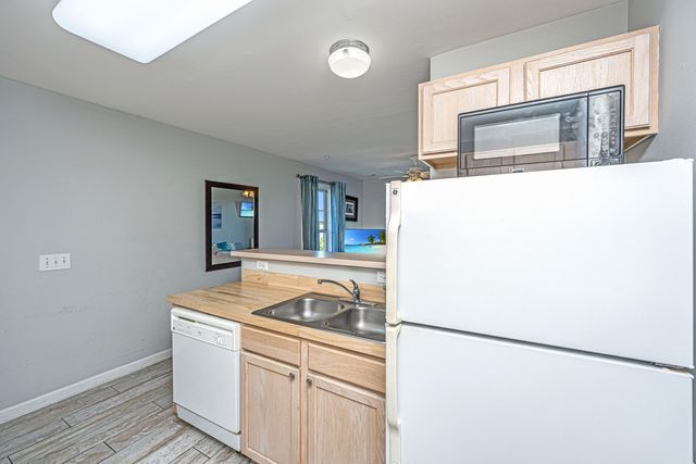 2262 Folly Road 1a, Charleston, SC 29412