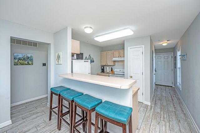 2262 Folly Road 1a, Charleston, SC 29412