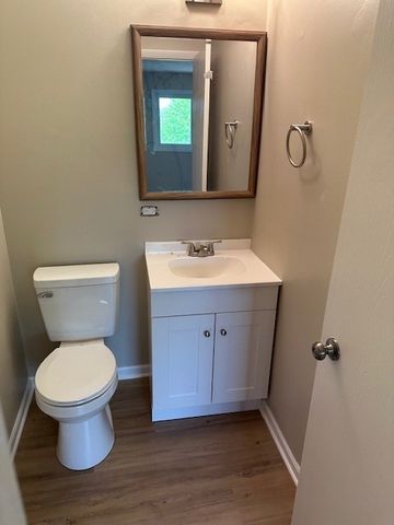124 Klein Creek Court 124-E, Carol Stream, IL 60188