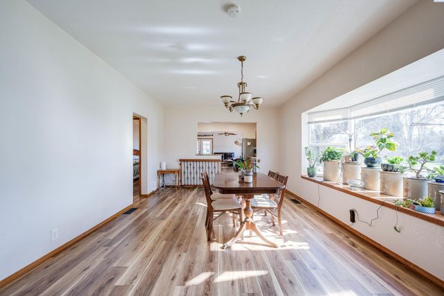 402 W Front St, Albion, WA 99102