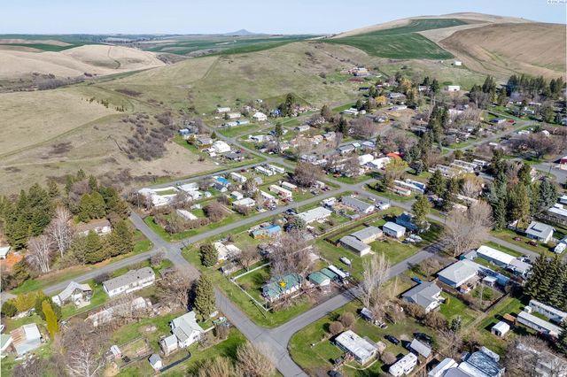 402 W Front St, Albion, WA 99102