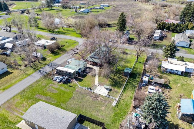 402 W Front St, Albion, WA 99102