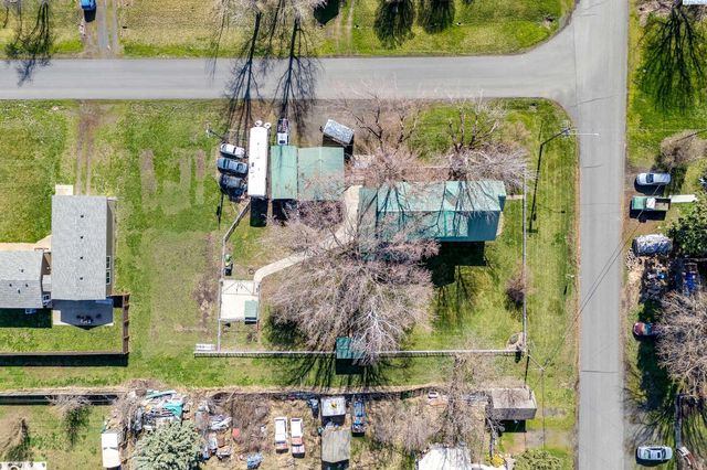 402 W Front St, Albion, WA 99102