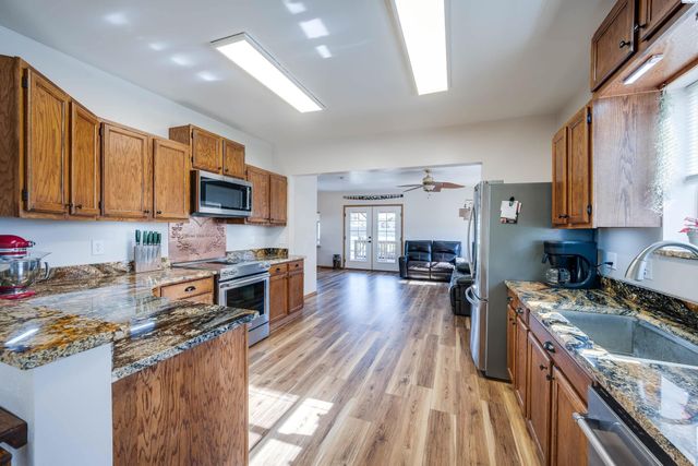 402 W Front St, Albion, WA 99102