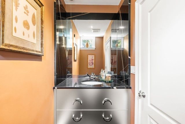 51 Sewall Ave 2, Brookline, MA 02446