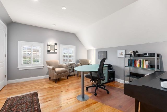 51 Sewall Ave 2, Brookline, MA 02446