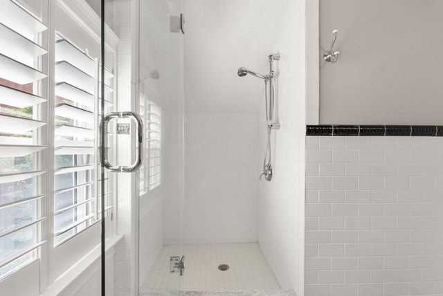 51 Sewall Ave 2, Brookline, MA 02446